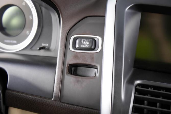 Volvo XC60 I с пробегом 2011 года, цена 1 599 000 рублей, 310000 км, внедорожник, Автокод Объявления