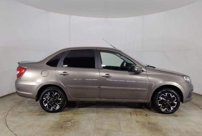 Lada (ВАЗ) Granta I Рестайлинг с пробегом 2021 года, цена 760 000 рублей, 61776 км, седан, Автокод Объявления