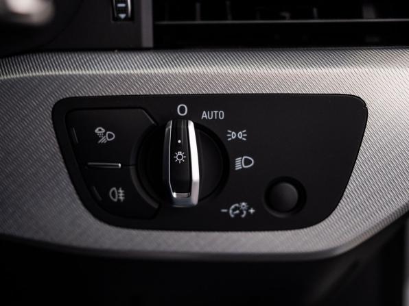 Audi A4 V (B9) с пробегом 2019 года, цена 2 120 000 рублей, 45333 км, универсал, Автокод Объявления