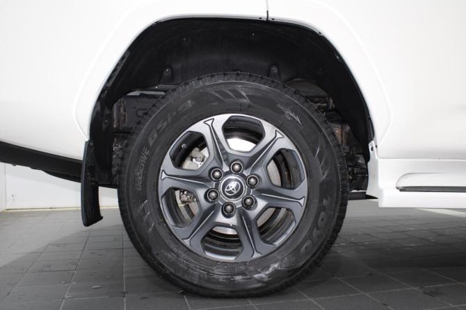 Toyota Land Cruiser 300 Series с пробегом 2021 года, цена 9 300 000 рублей, 146739 км, внедорожник, Автокод Объявления