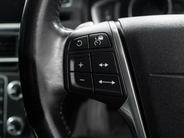 Volvo S60 II Рестайлинг с пробегом 2015 года, цена 1 250 000 рублей, 78800 км, седан, Автокод Объявления