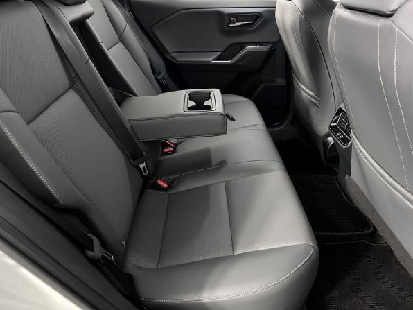 Toyota RAV4 VI (XA60) с пробегом 2026 года, цена 4 550 000 рублей, 10 км, внедорожник, Автокод Объявления