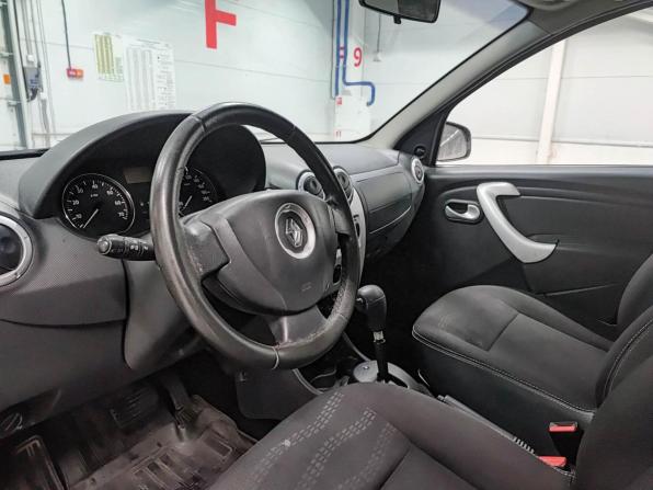 Renault Sandero I с пробегом 2014 года, цена 589 999 рублей, 176283 км, хэтчбек, Автокод Объявления