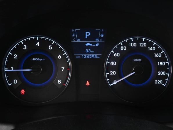 Hyundai Solaris I с пробегом 2012 года, цена 959 000 рублей, 134293 км, седан, Автокод Объявления