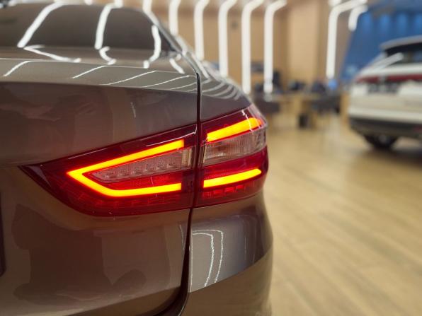 Lada (ВАЗ) Vesta I Рестайлинг (NG) с пробегом 2025 года, цена 1 649 000 рублей, 7700 км, седан, Автокод Объявления