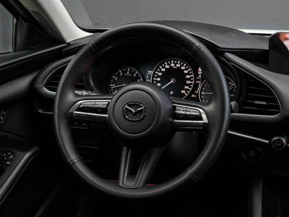 Mazda 3 IV (BP) с пробегом 2020 года, цена 2 080 000 рублей, 48325 км, седан, Автокод Объявления