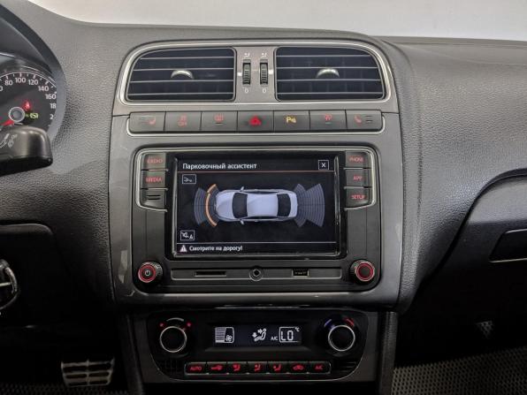 Volkswagen Polo V Рестайлинг с пробегом 2018 года, цена 1 120 000 рублей, 161171 км, седан, Автокод Объявления