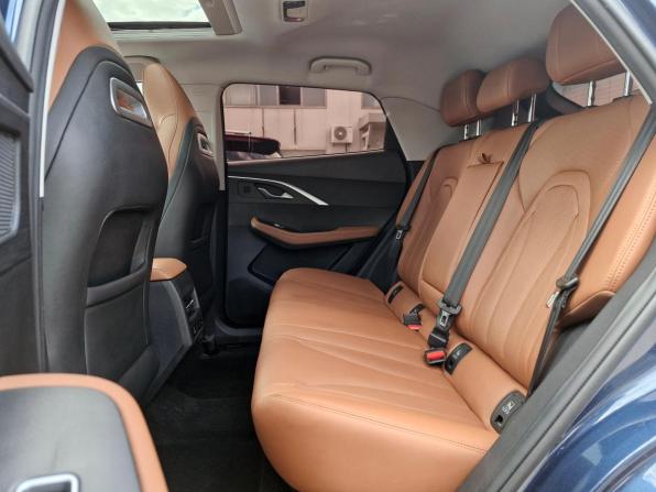 Omoda C5 I с пробегом 2023 года, цена 1 845 000 рублей, 69615 км, внедорожник, Автокод Объявления