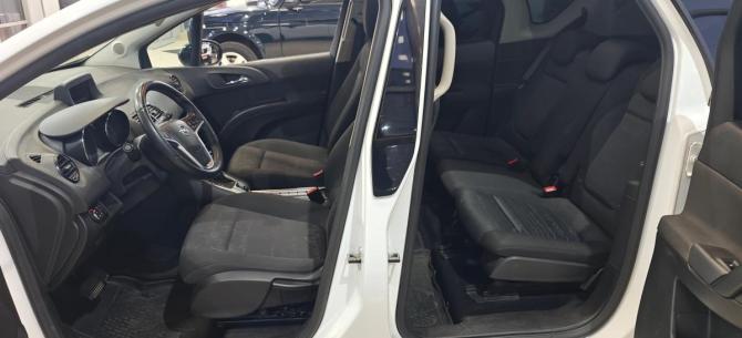 Opel Meriva B Рестайлинг с пробегом 2014 года, цена 795 000 рублей, 150000 км, минивэн, Автокод Объявления