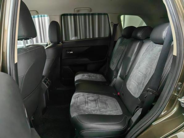 Mitsubishi Outlander III Рестайлинг 3 с пробегом 2021 года, цена 2 499 000 рублей, 103985 км, внедорожник, Автокод Объявления