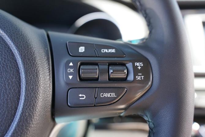 Kia Carnival III с пробегом 2019 года, цена 3 250 000 рублей, 110000 км, минивэн, Автокод Объявления
