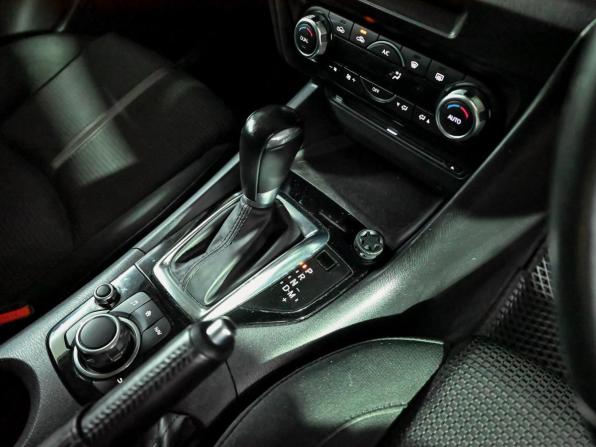 Mazda Axela III Рестайлинг с пробегом 2017 года, цена 1 435 000 рублей, 125682 км, хэтчбек, Автокод Объявления