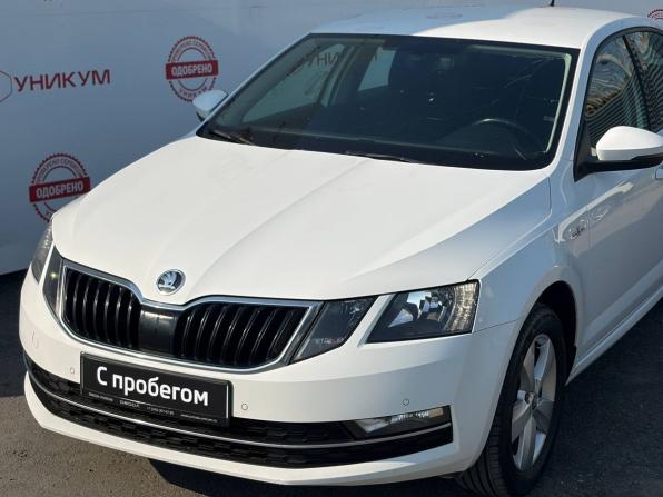 Skoda Octavia III (A7) Рестайлинг с пробегом 2019 года, цена 1 629 000 рублей, 264776 км, лифтбек, Автокод Объявления
