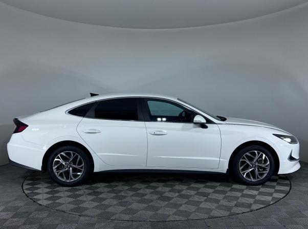 Hyundai Sonata VIII (DN8) с пробегом 2021 года, цена 2 397 000 рублей, 94375 км, седан, Автокод Объявления