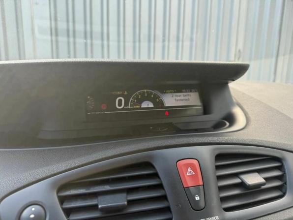 Renault Scenic III с пробегом 2011 года, цена 745 000 рублей, 373681 км, минивэн, Автокод Объявления