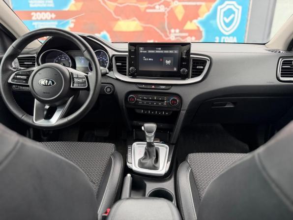Kia Ceed III с пробегом 2020 года, цена 1 550 000 рублей, 171082 км, универсал, Автокод Объявления