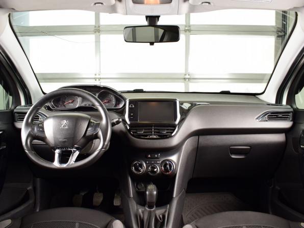 Peugeot 208 I с пробегом 2013 года, цена 599 995 рублей, 134206 км, хэтчбек, Автокод Объявления