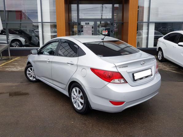 Hyundai Solaris I с пробегом 2011 года, цена 635 000 рублей, 227775 км, седан, Автокод Объявления