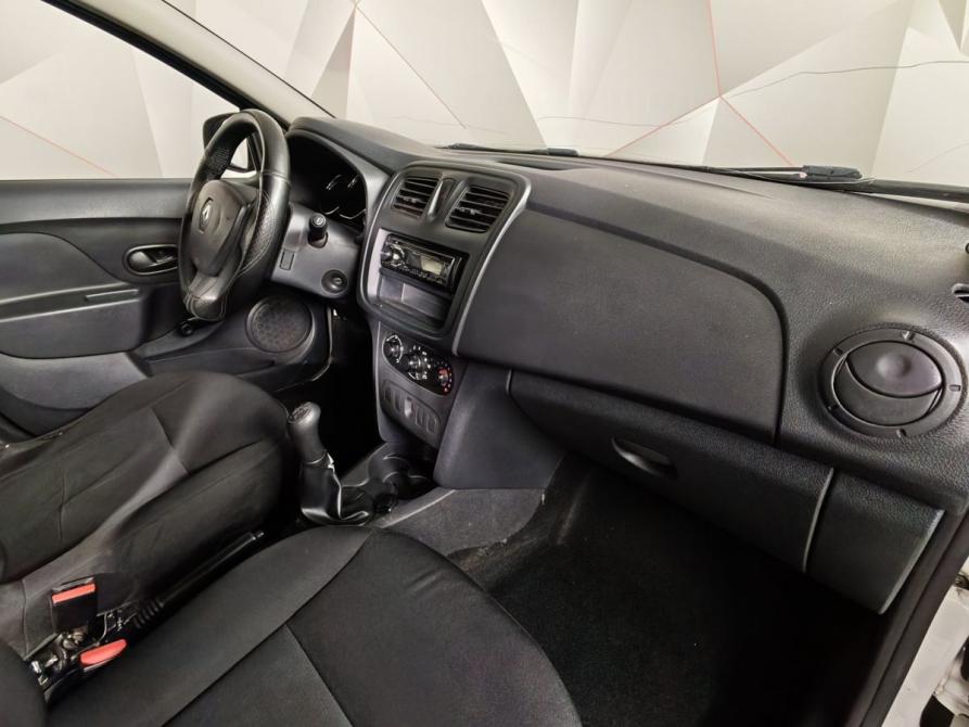 Renault Logan II Москва  - изображение 10