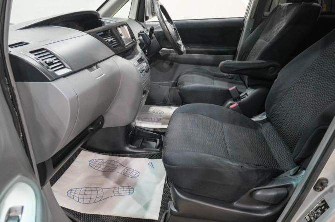 Toyota Voxy I (R60) с пробегом 2006 года, цена 949 000 рублей, 282000 км, компактвэн, Автокод Объявления