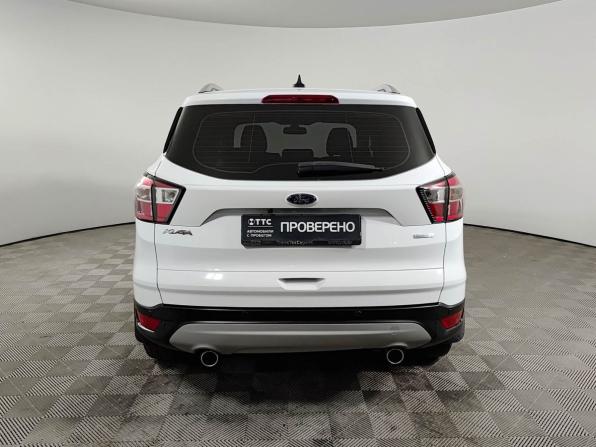 Ford Kuga II Рестайлинг с пробегом 2017 года, цена 1 510 000 рублей, 124050 км, внедорожник, Автокод Объявления