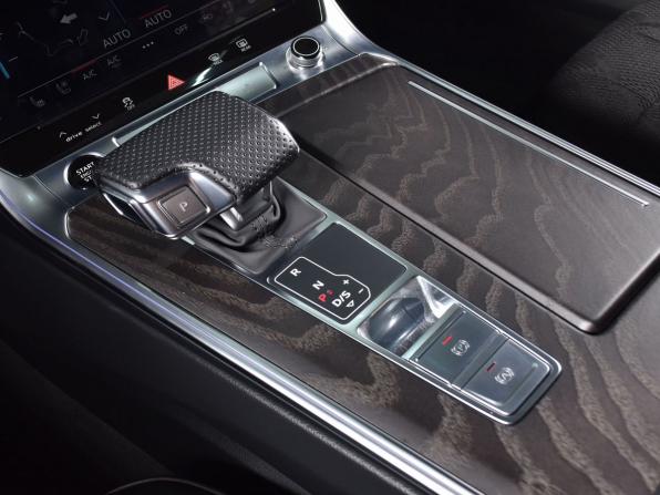 Audi A6 V (C8) с пробегом 2021 года, цена 4 999 995 рублей, 48560 км, седан, Автокод Объявления