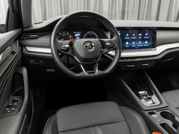 Skoda Octavia IV (A8) с пробегом 2023 года, цена 2 770 000 рублей, 69548 км, лифтбек, Автокод Объявления