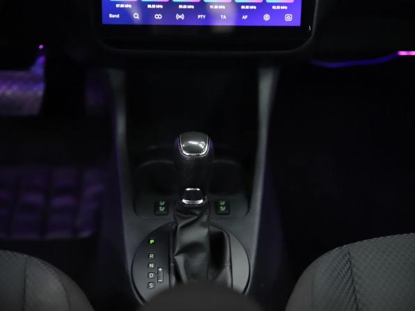 Skoda Fabia II Рестайлинг с пробегом 2013 года, цена 990 000 рублей, 75432 км, хэтчбек, Автокод Объявления