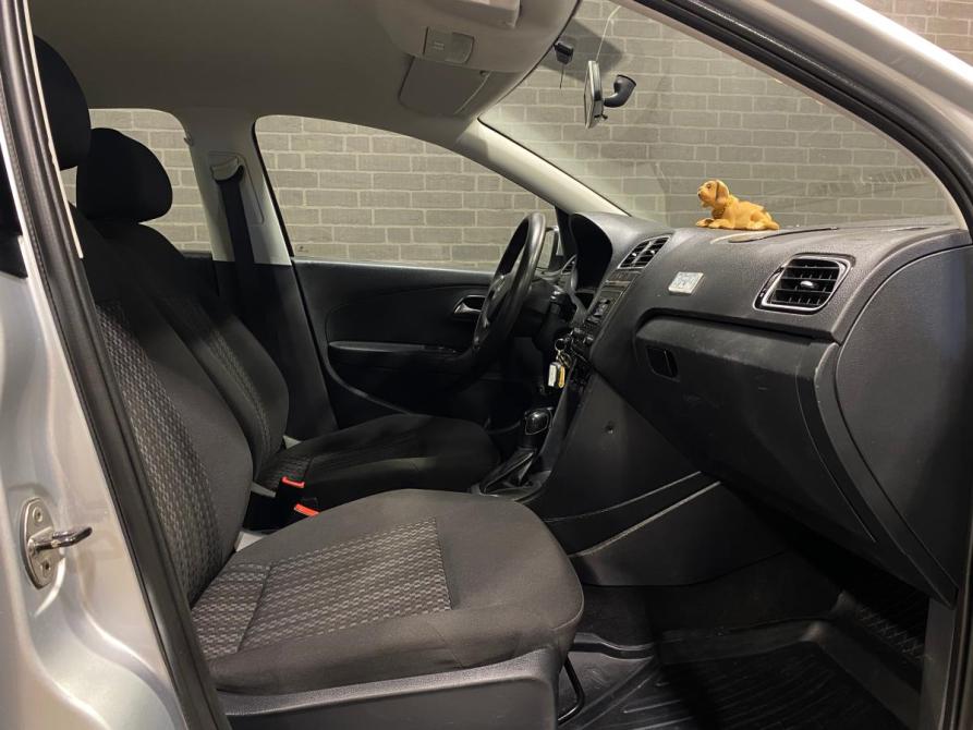 Volkswagen Polo V Рестайлинг Челябинск  - изображение 10