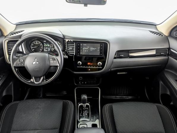 Mitsubishi Outlander III Рестайлинг 3 с пробегом 2021 года, цена 2 650 000 рублей, 61479 км, внедорожник, Автокод Объявления