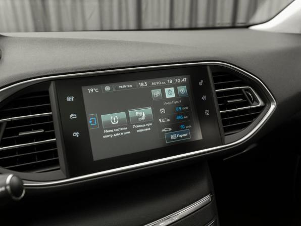 Peugeot 308 II с пробегом 2014 года, цена 1 180 000 рублей, 149928 км, хэтчбек, Автокод Объявления