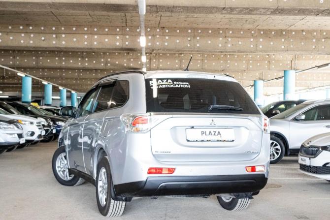 Mitsubishi Outlander III с пробегом 2013 года, цена 1 419 000 рублей, 182023 км, внедорожник, Автокод Объявления
