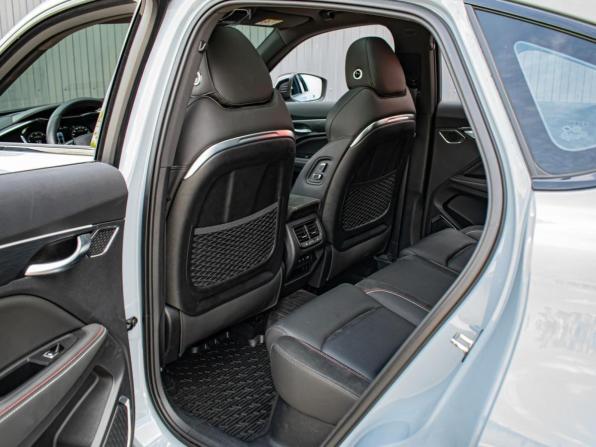 Geely Tugella I Рестайлинг с пробегом 2023 года, цена 2 995 000 рублей, 32268 км, внедорожник, Автокод Объявления