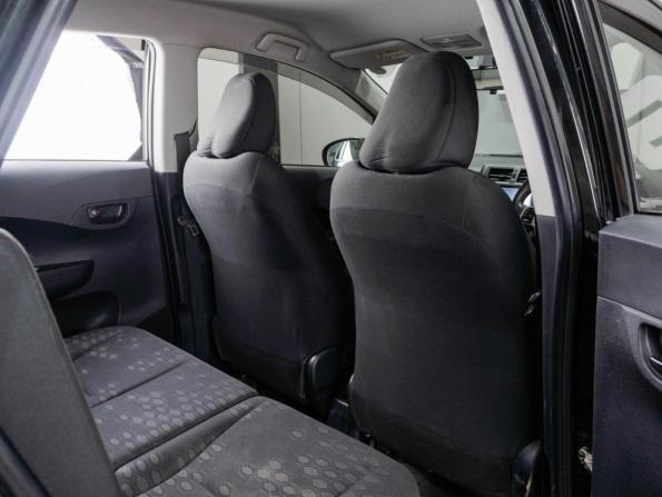 Toyota Ractis II с пробегом 2013 года, цена 989 000 рублей, 72703 км, хэтчбек, Автокод Объявления