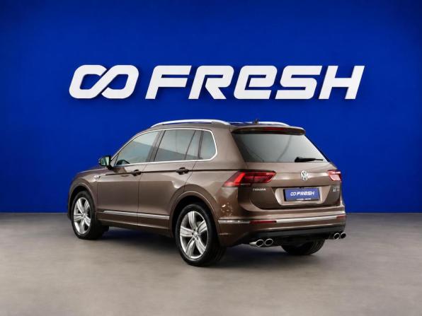 Volkswagen Tiguan II с пробегом 2018 года, цена 2 888 444 рубля, 139142 км, внедорожник, Автокод Объявления