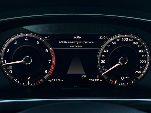 Volkswagen Tiguan II с пробегом 2018 года, цена 2 300 000 рублей, 202289 км, внедорожник, Автокод Объявления