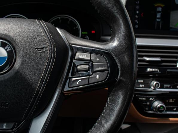 BMW 5 серии VII (G30/G31/G38) с пробегом 2016 года, цена 4 461 000 рублей, 106045 км, седан, Автокод Объявления