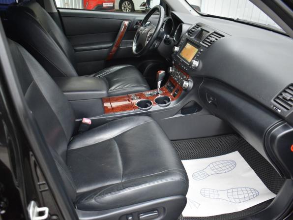 Toyota Highlander II (XU40) Рестайлинг с пробегом 2011 года, цена 1 749 000 рублей, 243518 км, внедорожник, Автокод Объявления