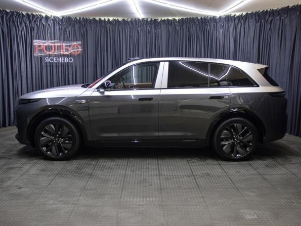 Li Auto (Lixiang) L7 I Рестайлинг с пробегом 2024 года, цена 7 398 000 рублей, 3146 км, внедорожник, Автокод Объявления