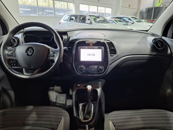 Renault Kaptur I с пробегом 2018 года, цена 1 710 000 рублей, 45279 км, внедорожник, Автокод Объявления