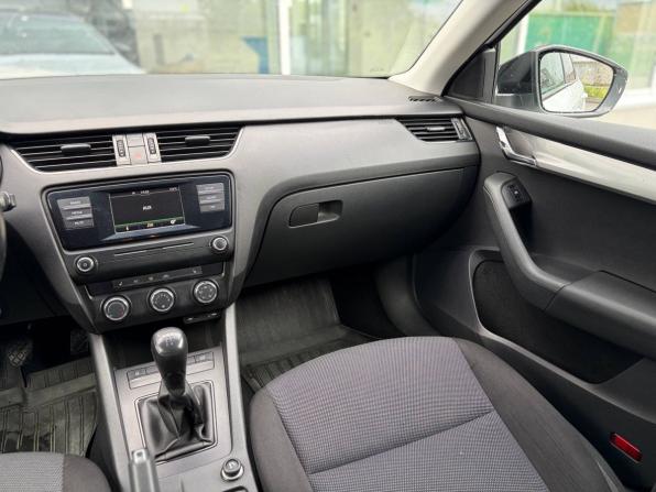 Skoda Octavia III (A7) с пробегом 2016 года, цена 885 000 рублей, 191584 км, лифтбек, Автокод Объявления
