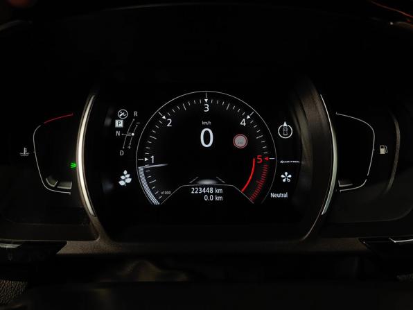 Renault Espace V с пробегом 2018 года, цена 1 645 000 рублей, 223291 км, минивэн, Автокод Объявления