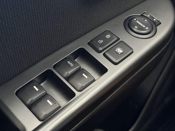 Kia Rio III Рестайлинг с пробегом 2015 года, цена 1 007 000 рублей, 172267 км, седан, Автокод Объявления