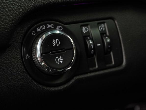 Opel Insignia I Рестайлинг с пробегом 2014 года, цена 1 450 000 рублей, 134253 км, лифтбек, Автокод Объявления