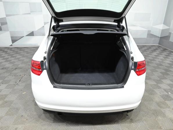 Audi A3 II (8P) Рестайлинг 2 с пробегом 2012 года, цена 1 100 000 рублей, 148823 км, хэтчбек, Автокод Объявления