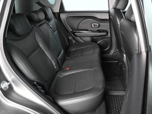 Kia Soul II Рестайлинг с пробегом 2017 года, цена 1 459 000 рублей, 195980 км, хэтчбек, Автокод Объявления