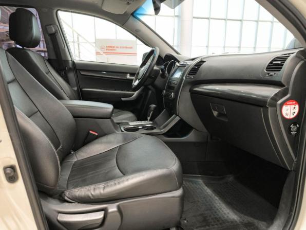 Kia Sorento II с пробегом 2010 года, цена 1 250 000 рублей, 220000 км, внедорожник, Автокод Объявления