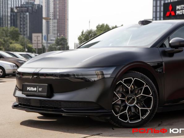 Zeekr 007 с пробегом 2024 года, цена 5 350 000 рублей, 24847 км, седан, Автокод Объявления