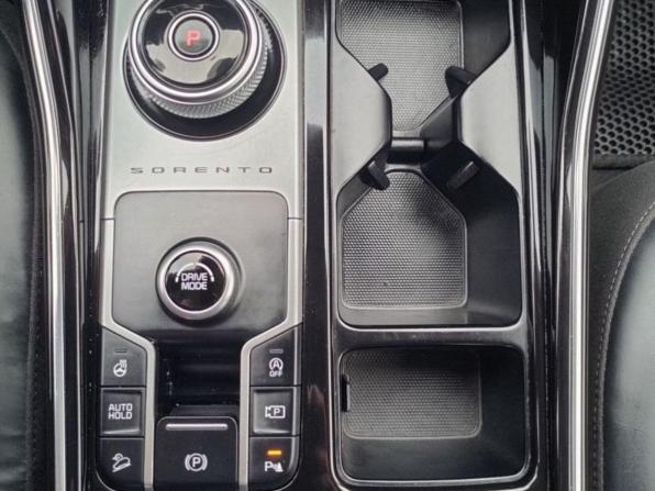 Kia Sorento IV с пробегом 2020 года, цена 2 960 000 рублей, 142360 км, внедорожник, Автокод Объявления