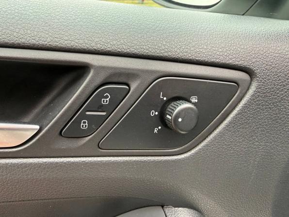 Volkswagen Jetta VI с пробегом 2012 года, цена 795 000 рублей, 214616 км, седан, Автокод Объявления
